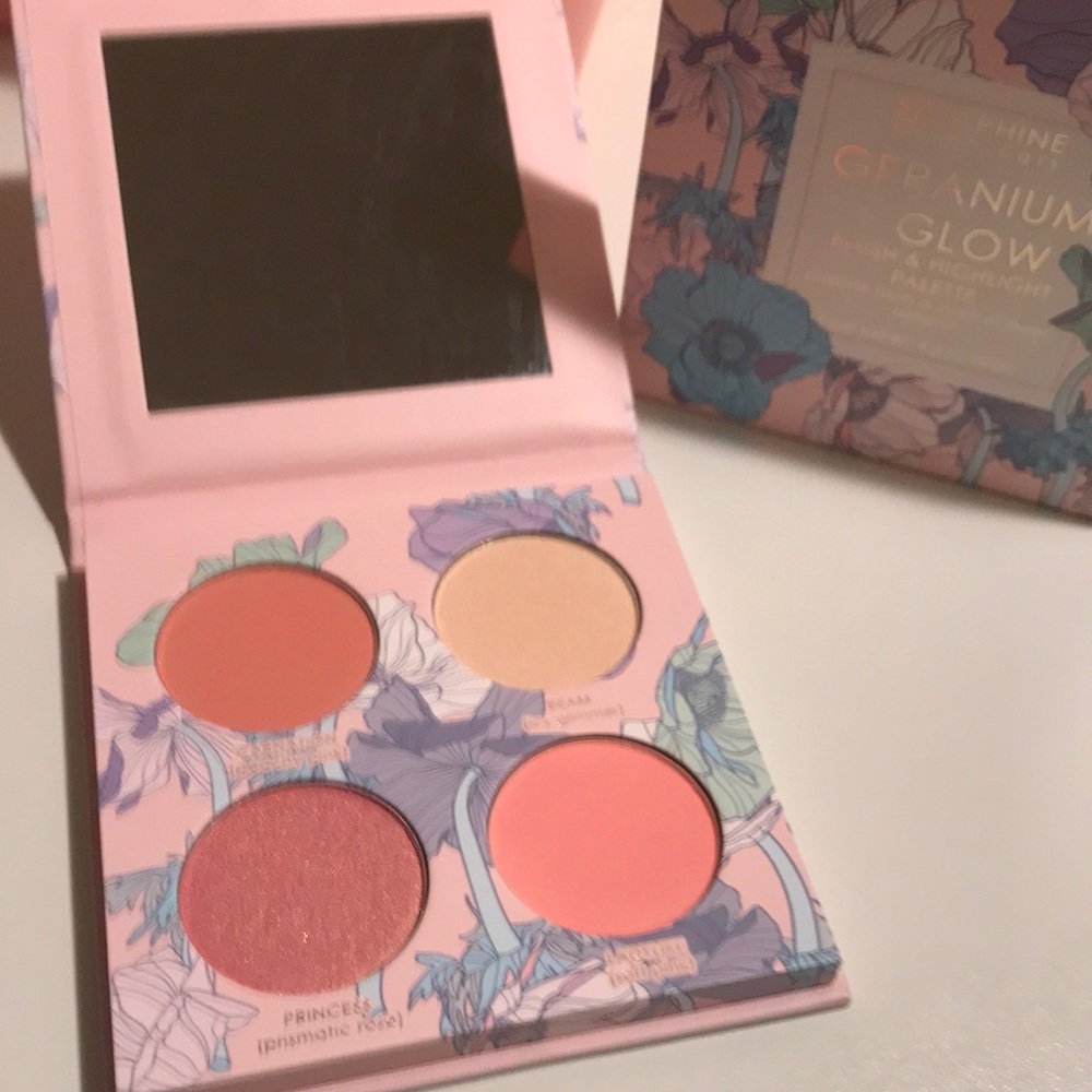 Seraphine Botanicals Geranium + Glow Blush & Highlight Palette NEW